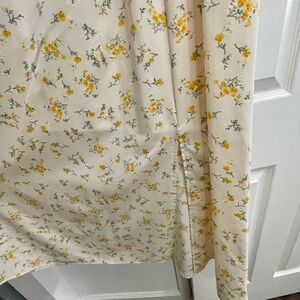 Long Spring/Summer dress. Yellow flower print